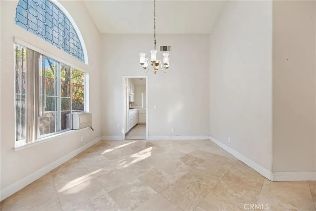 10049 Cartagena, Moreno Valley, California 92557 home-pic-14